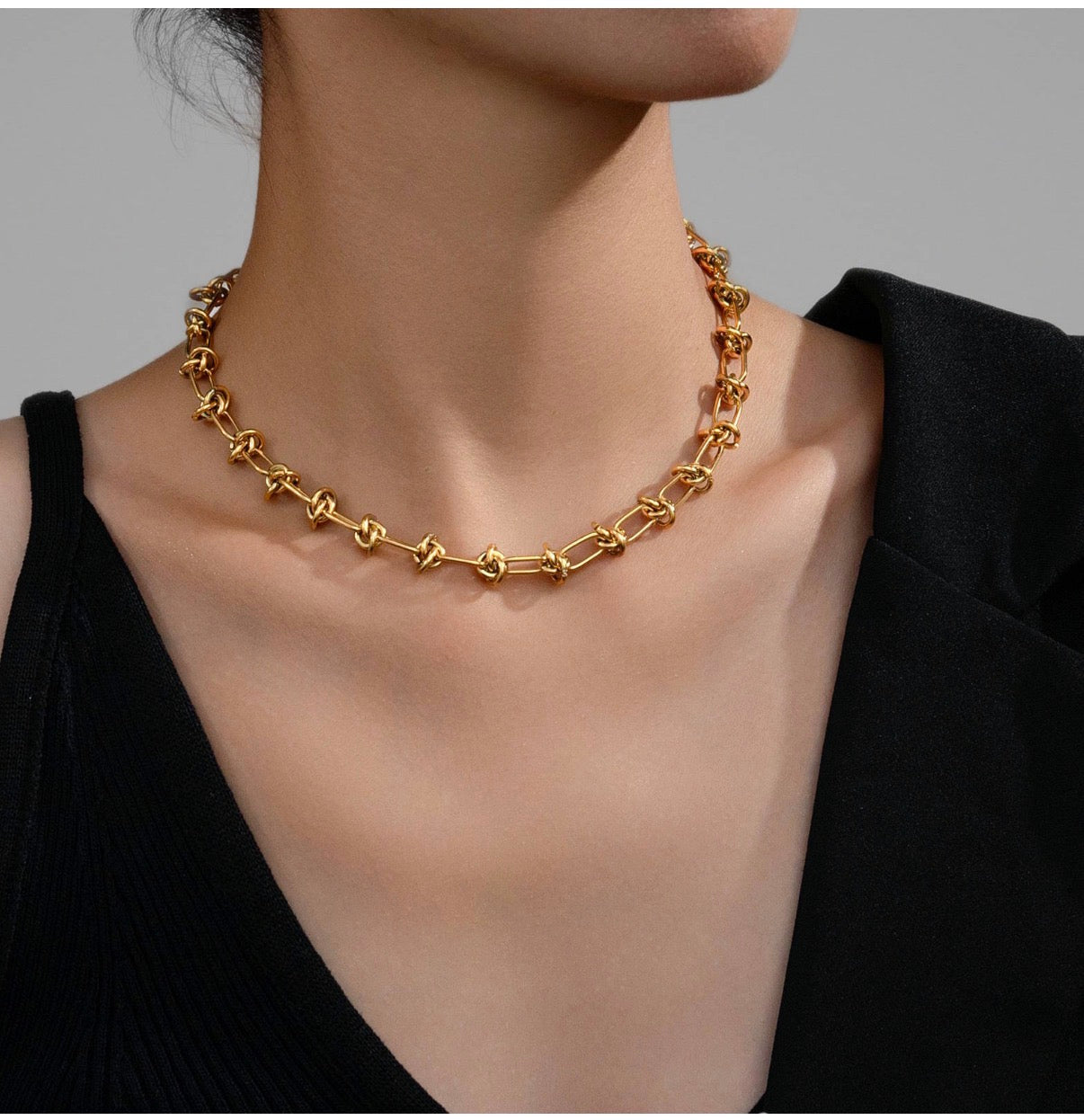 NECKLACE                87381-0